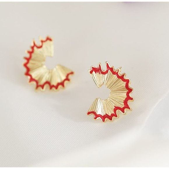 NEW Pencil Shaving Unique Teacher/Artist Earrings - Picture 3 of 8